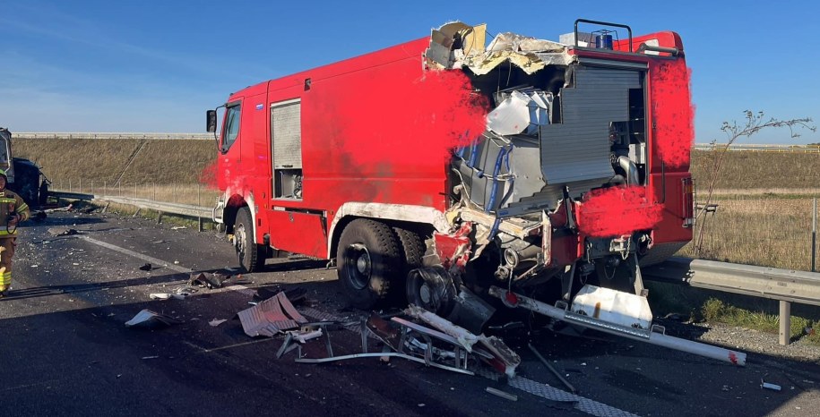 Zdjęcie z miejsca wypadku /KP PSP NOWY DWÓR GDAŃSKI /