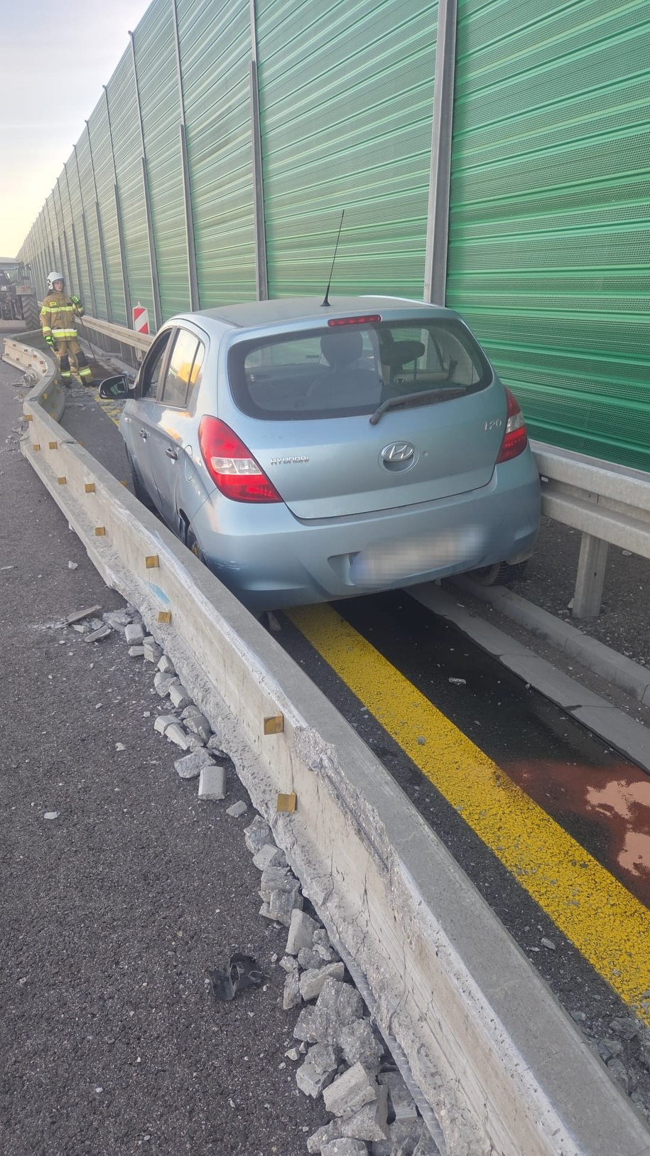 Zdjęcie z miejsca wypadku /Policja Mazowiecka  /