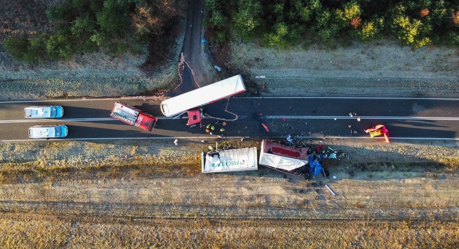 Zdjęcie z miejsca wypadku /Lech Muszyński /PAP