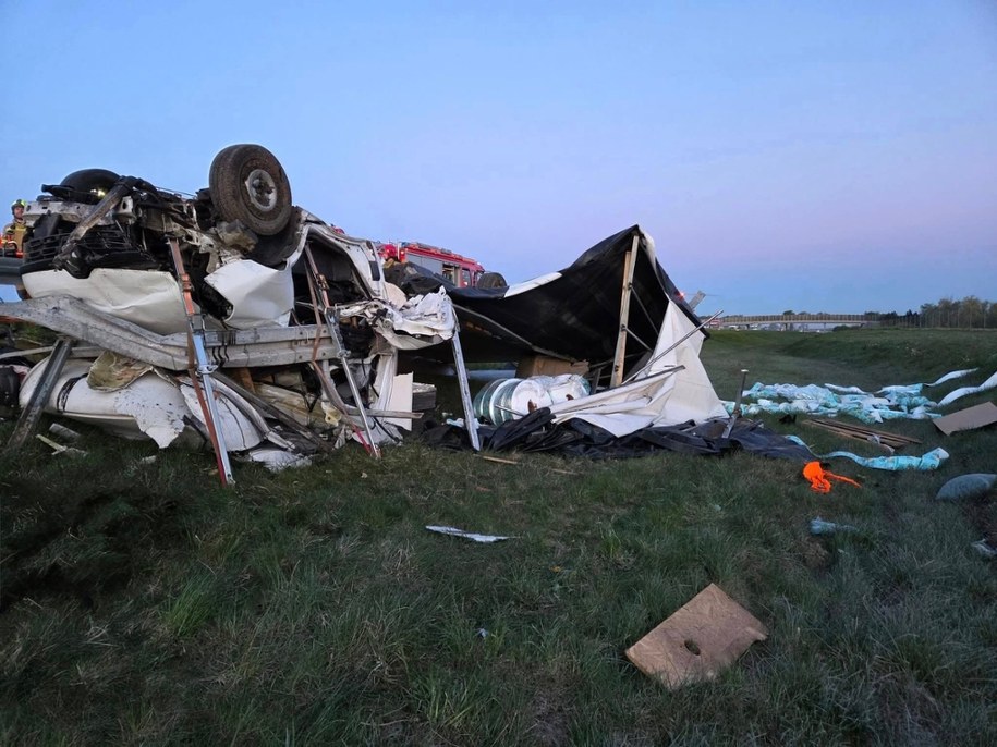 Zdjęcie z miejsca wypadku /Ochotnicza Straż Pożarna w Kleszczewie /Facebook