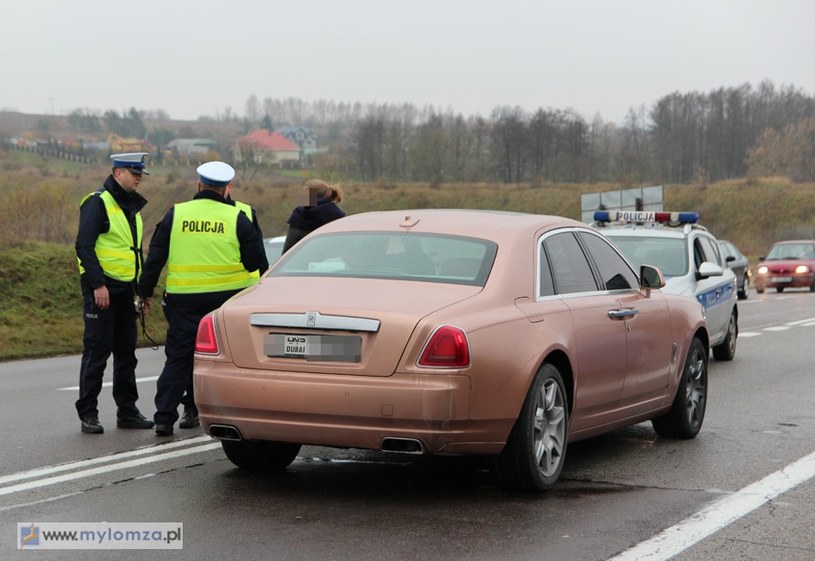 Zdjęcie z miejsca zatrzymania Rolls-Royce'a /http://www.mylomza.pl /Informacja prasowa
