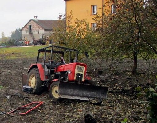 Zdjęcie z miejsca zdarzenia /PAP/KWP Olsztyn /PAP