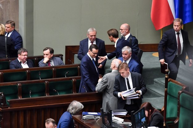 Zdjęcie z piątkowego posiedzenia Sejmu /Andrzej Lange /PAP