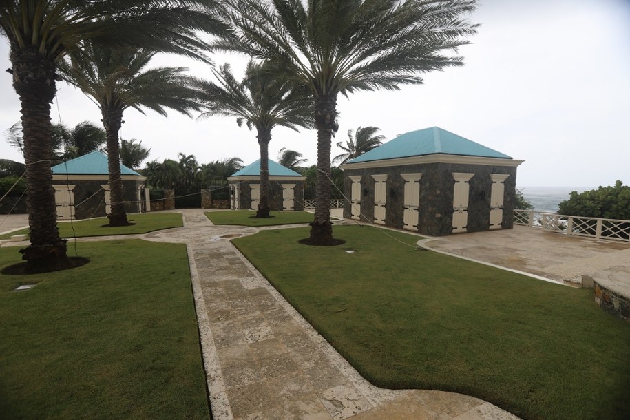 Zdjęcie z posiadłości Epsteina /House Oversight Democrats/U.S. House of Representatives