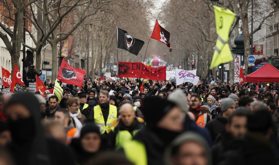 Zdjęcie z protestów 11 stycznia /YOAN VALAT  /PAP/EPA