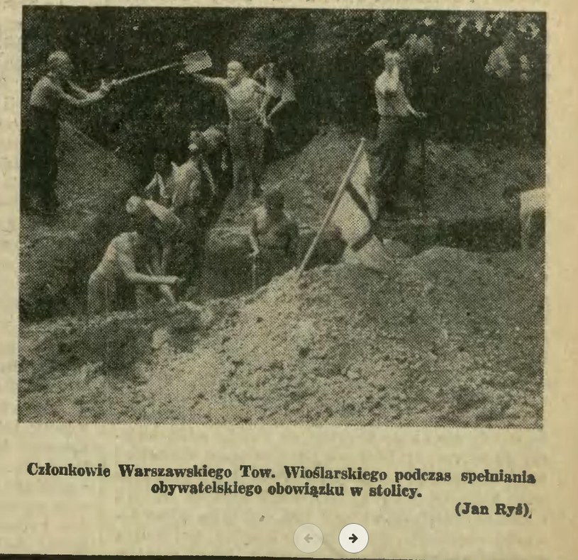 Zdjęcie zamieszczone na pierwszej stronie Kuriera Porannego 31 sierpnia, pokazujące przygotowania okopów przeciwlotniczych /CRISPA. Biblioteka Cyfrowa Uniwersytetu Warszawskiego /materiał zewnętrzny