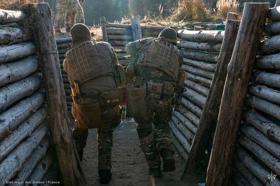 Zdjęcie ze szkolenia ukraińskich żołnierzy w Polsce /Генеральний штаб ЗСУ / General Staff of the Armed Forces of Ukraine