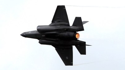 Zdobyli poufne dane o myśliwcu przez portal randkowy