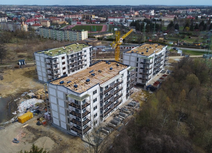 Że elektromobilność wpłynie na ceny mieszkań, to jest pewne. Pytanie tylko, jaka będzie skala podwyżek /Łukasz Solski /East News