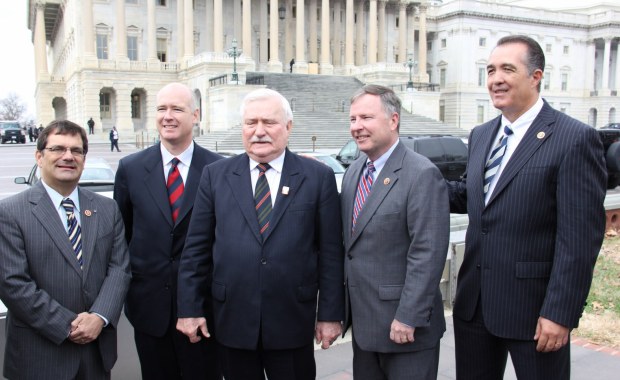 "Ze sprawy wiz należy już się tylko śmiać" 