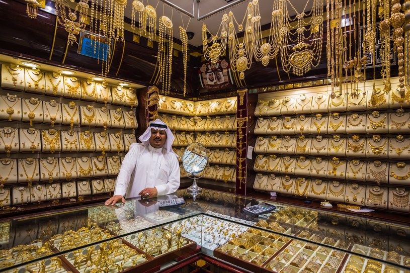 ZEA w minionym roku stały się głównym importerem rosyjskiego złota. Na zdjęciu Targi Złota w Dubaju /123RF/PICSEL