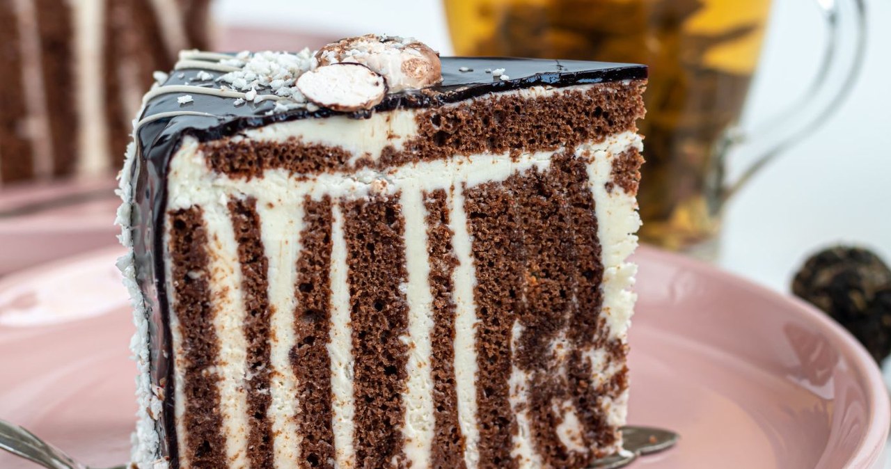 Zeberka to ciasto, które możesz podać w formie tortu podczas uroczystości /klimatis07 /123RF/PICSEL