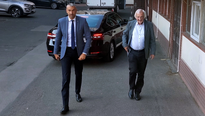 Zebranie PiS na Nowogrodzkiej. Co wiadomo o spotkaniu?