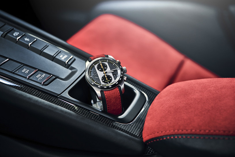 Zegarek Porsche Design 911 GT2 RS Chronograph /Informacja prasowa