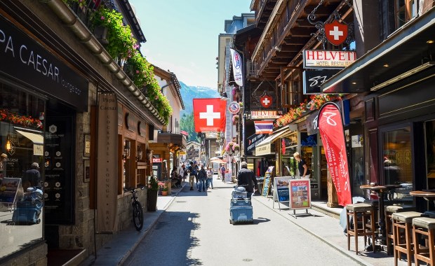 Zegarki, ser i czekolada. Szwajcaria w szoku po decyzji Trumpa