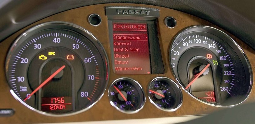 Zegary Volkswagena Passata B6 z 2006 roku /Informacja prasowa