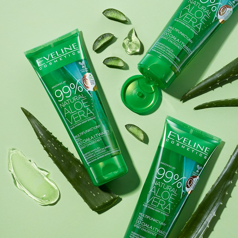 ​Żel do ciała i twarzy oparty na drogocennym ekstrakcie z aloesu Eveline Cosmetics /INTERIA.PL/materiały prasowe
