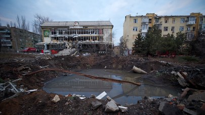 Zełenski alarmuje ws. Bachmutu. Sytuacja „coraz trudniejsza”