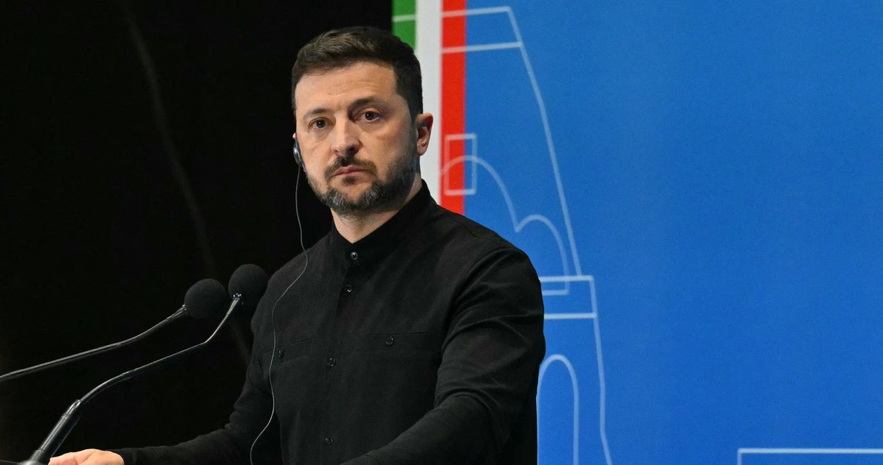 Zełenski jest oskarżany o autorytarne zapędy po akcjach antykorupcyjnych /ANDREAS SOLARO /AFP