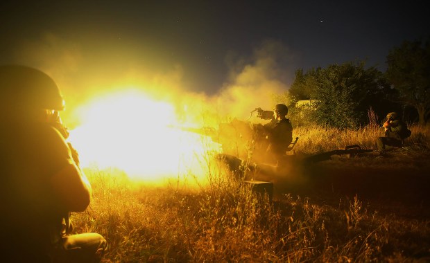 Zełenski: Nadszedł czas, by rosyjscy żołnierze uciekali, jeśli chcą przeżyć [ZAPIS RELACJI]