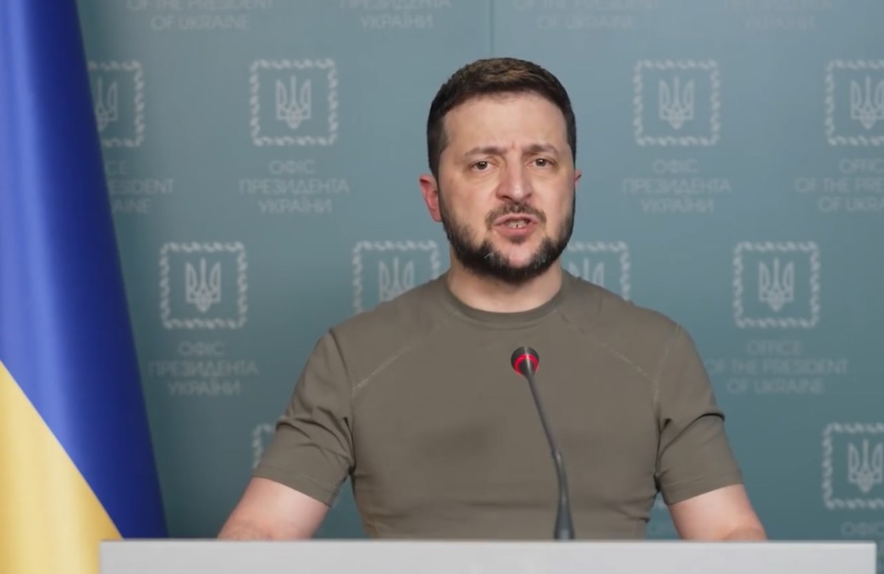 Zełenski: Najeźdźcy rozpoczęli bitwę o Donbas, do której od dawna się przygotowywali