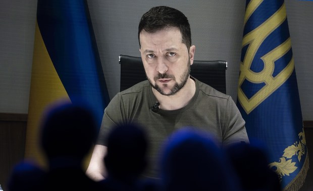 Zełenski: Okupanci urządzili w Donbasie rzeźnię