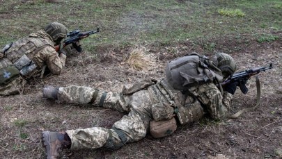 Zełenski: Rosja łamie zawieszenie broni 