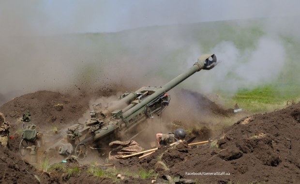 Zełenski: Rosja musi zapłacić za każdy spalony dom [RELACJA]