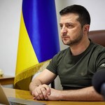 Zełenski: Rosyjskie wojsko niszczy wszystko, co czyni Ukraińców narodem