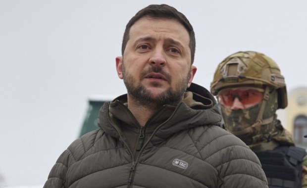 Zełenski: Setki naszych miast są po prostu spalone