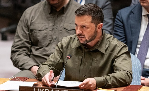 Zełenski ujawnia: Rosja daje Ukrainie dwa miesiące na wycofanie wojsk z Donbasu