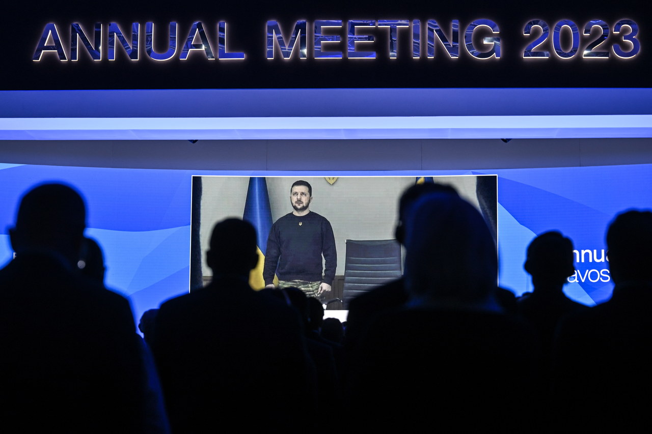 Zełenski w Davos: Świat musi działać szybciej niż Rosja