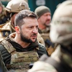 Zełenski: Zacięte walki na wschodzie Ukrainy. "Nie oddamy naszej ziemi"