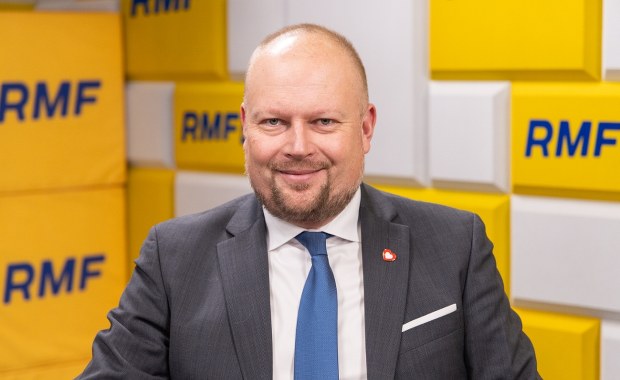 Zembaczyński: Prezydent nadużywa władzy, jak innych substancji psychoaktywnych