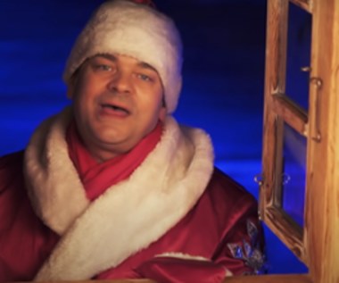Zenek Martyniuk w zimowej scenerii. Posłuchaj "Czasu świątecznych cudów"! [TELEDYSK]