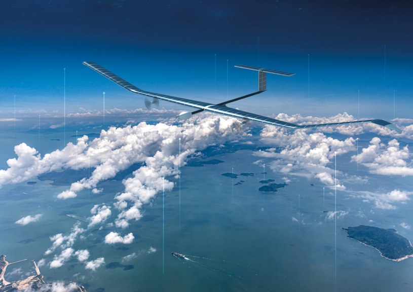 Zephyr S to dron, który swoimi możliwościami przypomina satelity telekomunikacyjne / zdjęcie: Airbus /domena publiczna