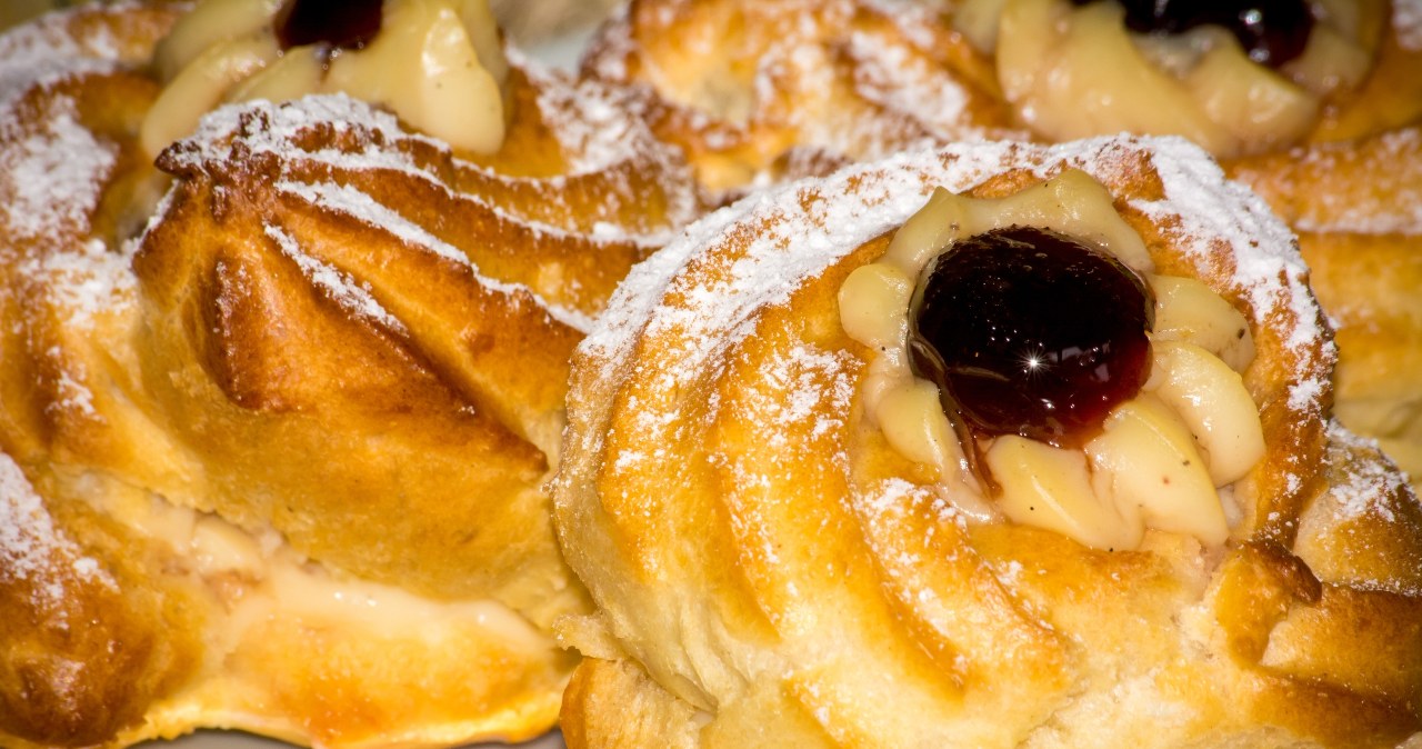Zeppole są lżejszą wersją pączków
