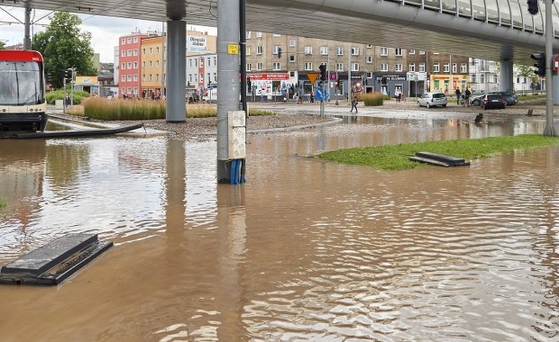 Zepsute tramwaje, zniszczone szkoły i mieszkania. 10,5 mln zł strat po podtopieniach w Gdańsku