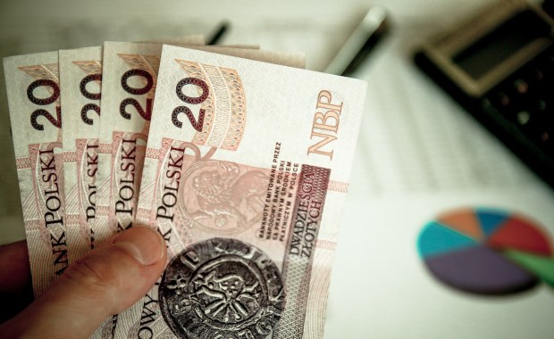 Zerowy PIT dla młodych, ale z limitem. Ustalenia RMF FM ws. obietnicy PiS