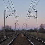 Zerwana sieć trakcyjna. ​Utrudnienia w ruchu pociągów na trasie Wrocław - Głogów