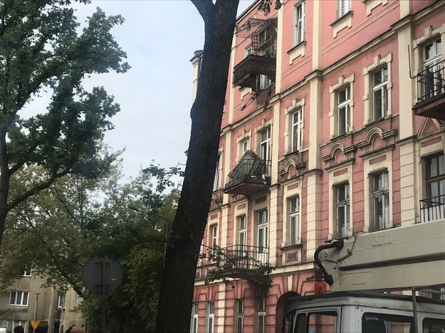 Zerwany balkon w Sosnowcu /Marcin Buczek /RMF FM