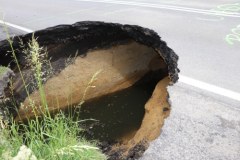 Zerwany most w Alwerni na drodze Kraków - Oświęcim 