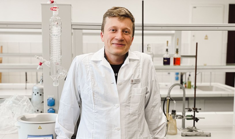 Zespół dr Piotra Biniarza chce wykorzystać naturalne mikroorganizmy do walki z zanieczyszczeniami plastiku. Fot. Uniwersytet Przyrodniczy we Wrocławiu /