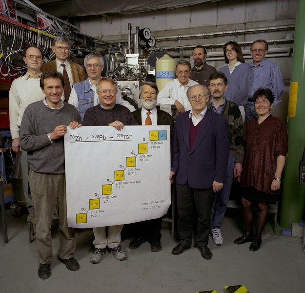 Zespół naukowców, którzy zsyntetyzowali atom pierwiastka Copernicium-112 &nbsp; /Fot. A. Zschau/GSI Helmholtzzentrum für Schwerionenforschung GmbH