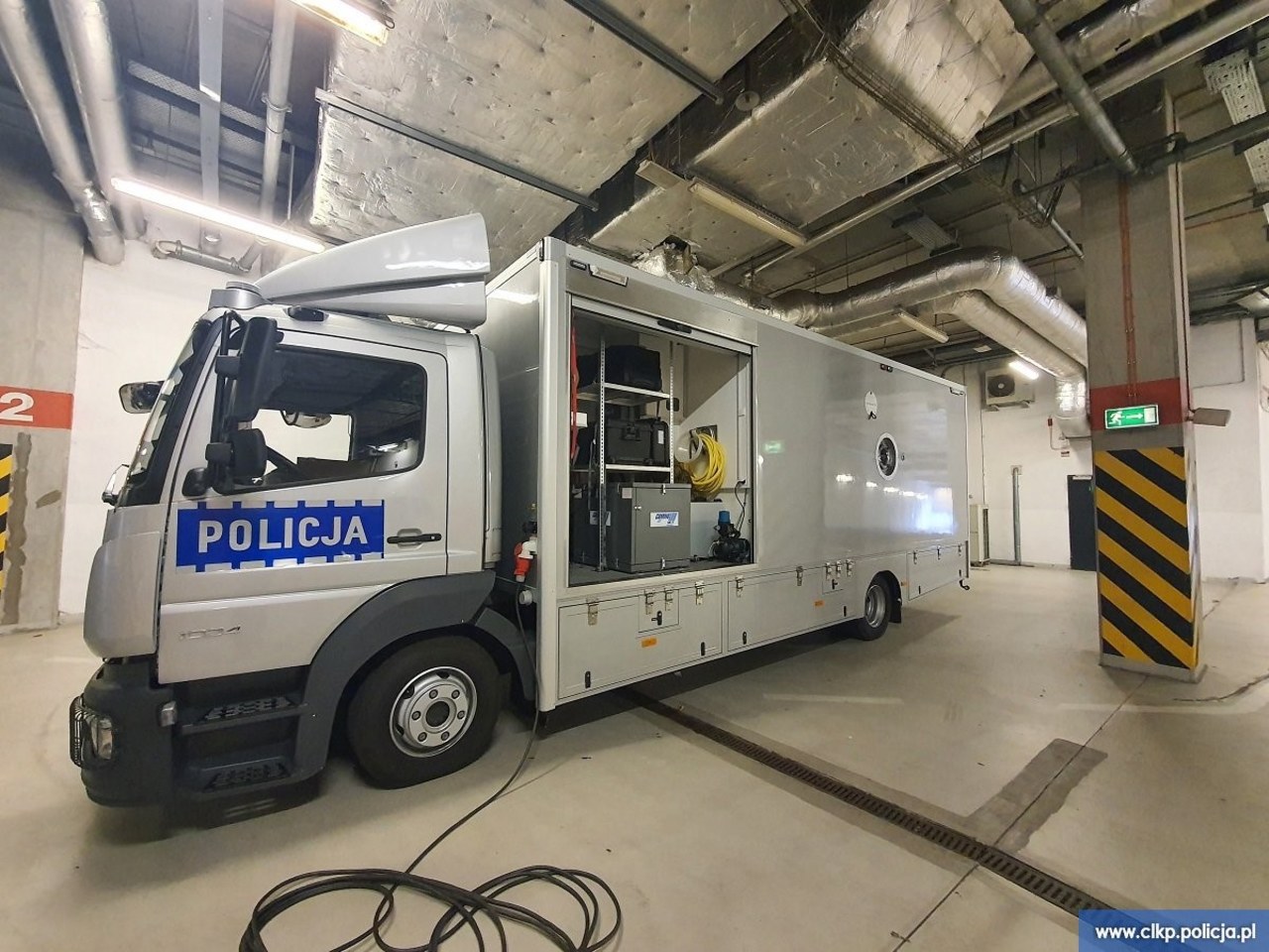 ZEUS-2, czyli supernowoczesne mobilne laboratorium w policji 