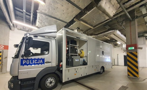 ZEUS-2, czyli supernowoczesne mobilne laboratorium w policji 