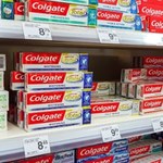 Zgarnij pastę Colgate za darmo! Wystarczy, że odwiedzisz Biedronkę w piątek! 