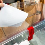 Zginęło niemal 500 kart do głosowania. Policja wkroczyła do akcji