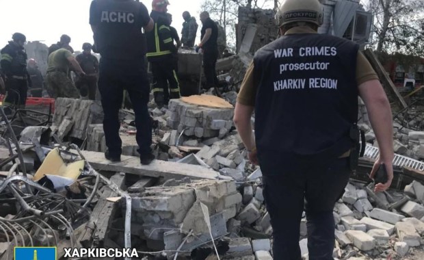 Zginęło ponad 50 osób. Rosjanie ostrzelali sklep i kawiarnię