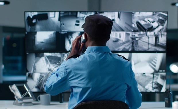 Zgłosił swoje porwanie, żeby policjanci podwieźli go do domu